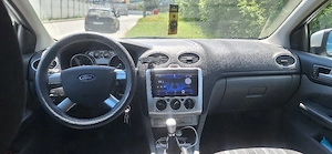 vand ford focus mk2 1.6 benzina an 2010 - imagine 3