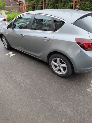 Opel astra  - imagine 7