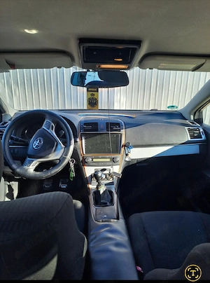 Vând Toyota Avensis - imagine 3