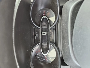 De vanzare Clio 4 2019 44500km reali 0.9tce manual - imagine 4