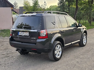 Land Rover Freelander Model   LIMITED   2 . 2 TD 4 S   150 CP   Navigatie   Euro 5   4 x 4 - imagine 4