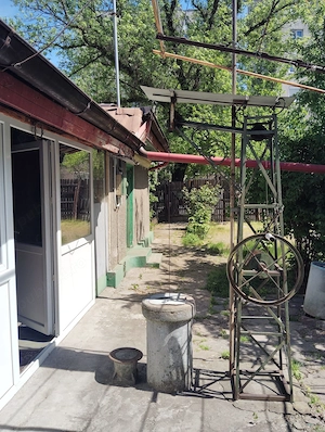 De vânzare casă bătrânească + teren 300 mp   Șoseaua Sălaj - imagine 2