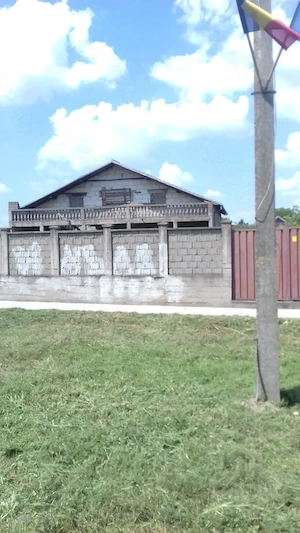Vând casă sau schimb cu apartament  - imagine 3