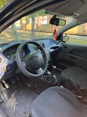 Ford Fiesta 2006 Euro 4 1.3 benzina 3500 lei - imagine 5