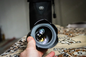 Teleobiectiv Full frame Canon Ef 75-300 mm Usm cu Parasolar impecabil .