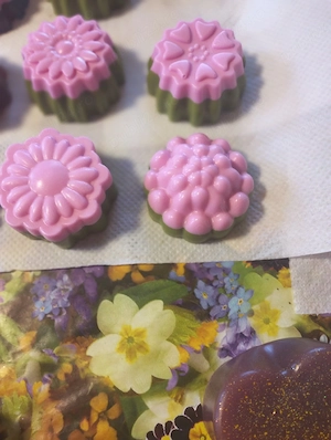     Săpunuri Florale și Inimi   Arome Relaxante   