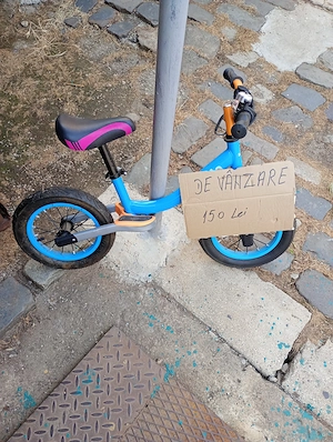 Bicicleta copii cu pedale și roti ajutătoare sau fără pedale 