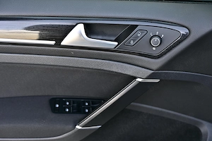 Volkswagen Golf VII Highline Rate Garantie  - imagine 19