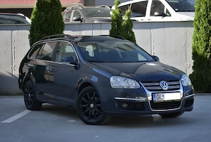 Volkswagen Golf 1.9 TDI - Trapă Panoramică