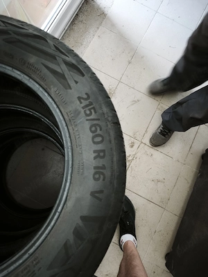 Cauciucuri de vara 215/60 r16 95v