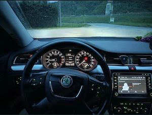  Skoda Superb 2 2011 2.0 140 cp - imagine 2