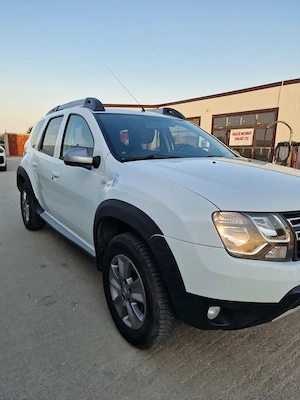 Dacia Duster 1.5 dCi Prestige 2016 | Euro6 | 4x2 | 222.000 km | Android Auto | Distribuție schimbată - imagine 2