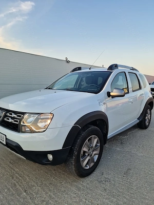 Dacia Duster 1.5 dCi Prestige 2016 | Euro6 | 4x2 | 222.000 km | Android Auto | Distribuție schimbată - imagine 3