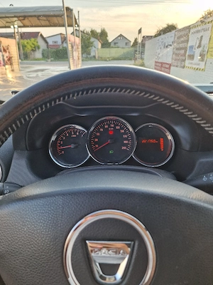 Dacia Duster 1.5 dCi Prestige 2016 | Euro6 | 4x2 | 222.000 km | Android Auto | Distribuție schimbată - imagine 7