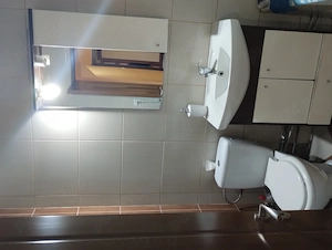 Închiriez apartament 2 camere in Micro 17 - imagine 4
