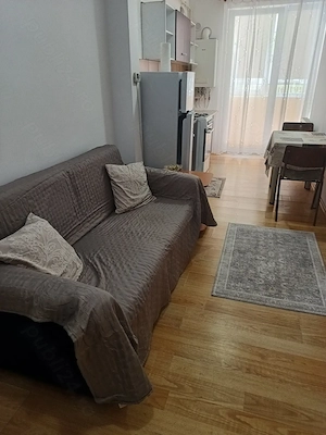 Închiriez apartament cu doua camere - imagine 2