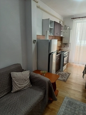 Închiriez apartament cu doua camere - imagine 3