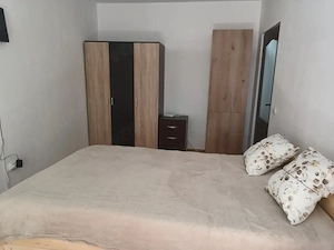 Închiriez apartament cu doua camere - imagine 7