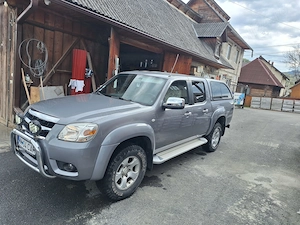 Vand Mazda bt50 4 4,motor 2,5l ,anul 2010,cu 240000 km