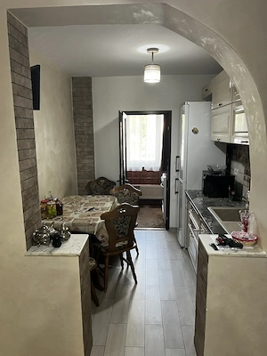 Apartament 2 camere decomandat, mobilat si utilat, loc de parcare, Trivale - Sc. Gen. nr. 13 - imagine 5