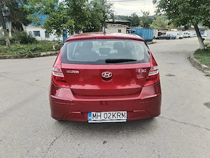 Hyundai i30 benzina  - imagine 7