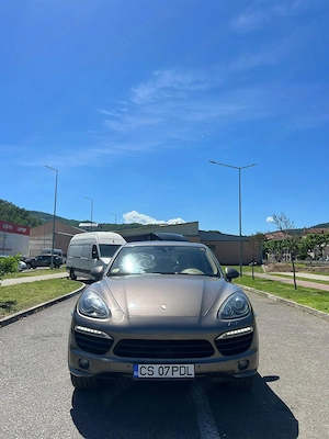 Vănd porsche cayenne s 10 2013!