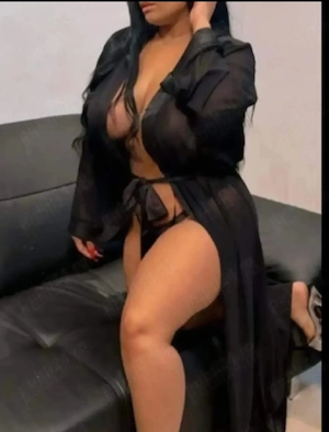 Party girls  hot girl Deplasarii 2 Fete brunete