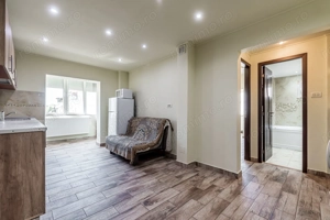 REZERVAT! Ap 2 camere, renovat, 2 balcoane. Cartier Alfa Arad - imagine 2