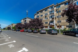 Ap 2 camere decomandat, renovat, 2 balcoane. Cartier Alfa Arad
