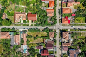 Casă cu teren 1018 mp și 2 fronturi stradale- Bujac - imagine 2