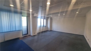 Spatiu comercial versatil in Centrul Civic - imagine 8