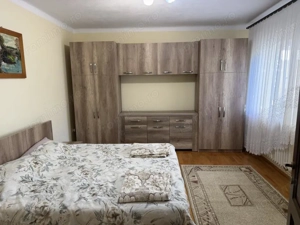 ap 2 cam renovat la casa zona milea str paltinu