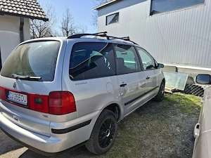 Vw Sharan 1.9 TDI an fabricație 2001 - imagine 3