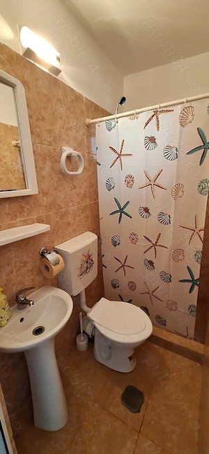 Închiriez 4 camere în Costinești   cu băi proprii! - imagine 3