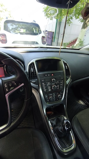 Opel Astra J 2012 Hatchback 1.7 CDTI 110CP - Proprietar, Revizie recentă, 3100  - imagine 9