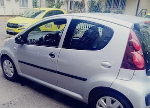 Vand urgent peugeot107 din 2014 - imagine 2
