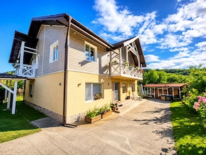 Vilă premium cu panoramă montană, 5 dormitoare, 2 bai, 827 mp teren - imagine 20