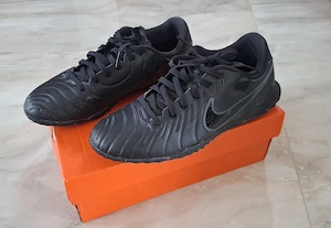 Nike Legend 10 Academy TF-EU 40(originali)