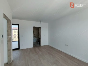Casa individuala cu 4 camere Parter + 2 Etaje, in Giroc - V10060 - imagine 9