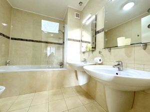 Apartament Spatios intr-o cladire cu Autorizatie ISU- 800 ml de Partie Ski - imagine 18