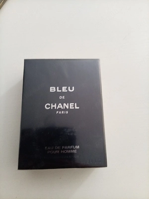 parfum de bărbați