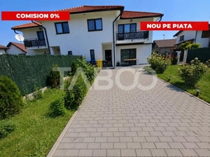 Casa moderna de vanzare 4 camere Sura Mica - curte acaces auto