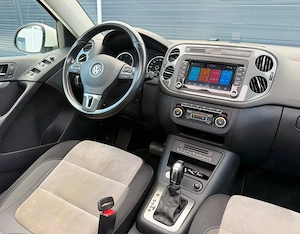 Volkswagen Tiguan 2.0 TDI 4Motion DSG Sport & Style - imagine 16