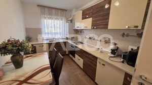Spatiu birou de inchiriat 55 mpu in zona Selimbar Sibiu - imagine 11