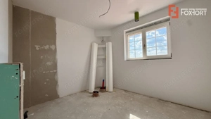 Casa de vanzare 5 camere si teren de 950 mp - Mosnita Noua - imagine 14