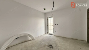 Casa de vanzare 5 camere si teren de 950 mp - Mosnita Noua - imagine 12