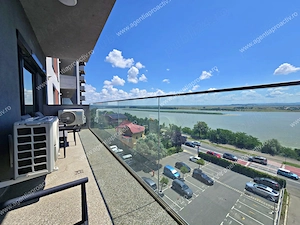 Apartament cu 3 camere, parcare inclusă și vedere spectaculoasă spre Dunăre - imagine 12