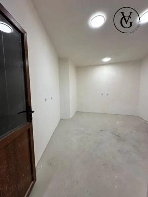 Spatiu comercial modern cu vad pietonal - Centru - KM 0 - imagine 9