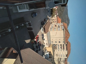 Vând apartament 3 camere zonă centrală din cărămidă cu centrală proprie situat la etajul 3  - imagine 9
