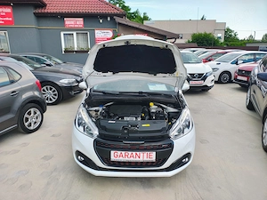 Peugeot 208 - GT Line - imagine 8